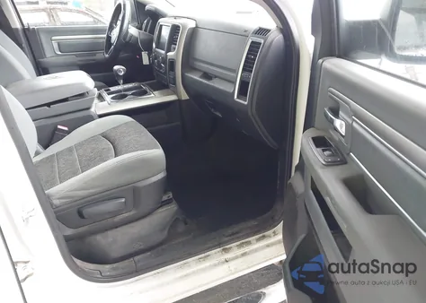 2013 Ram 1500 Big Horn z USA, uszkodzony, nr VIN 1C6RR7LT7DS528082